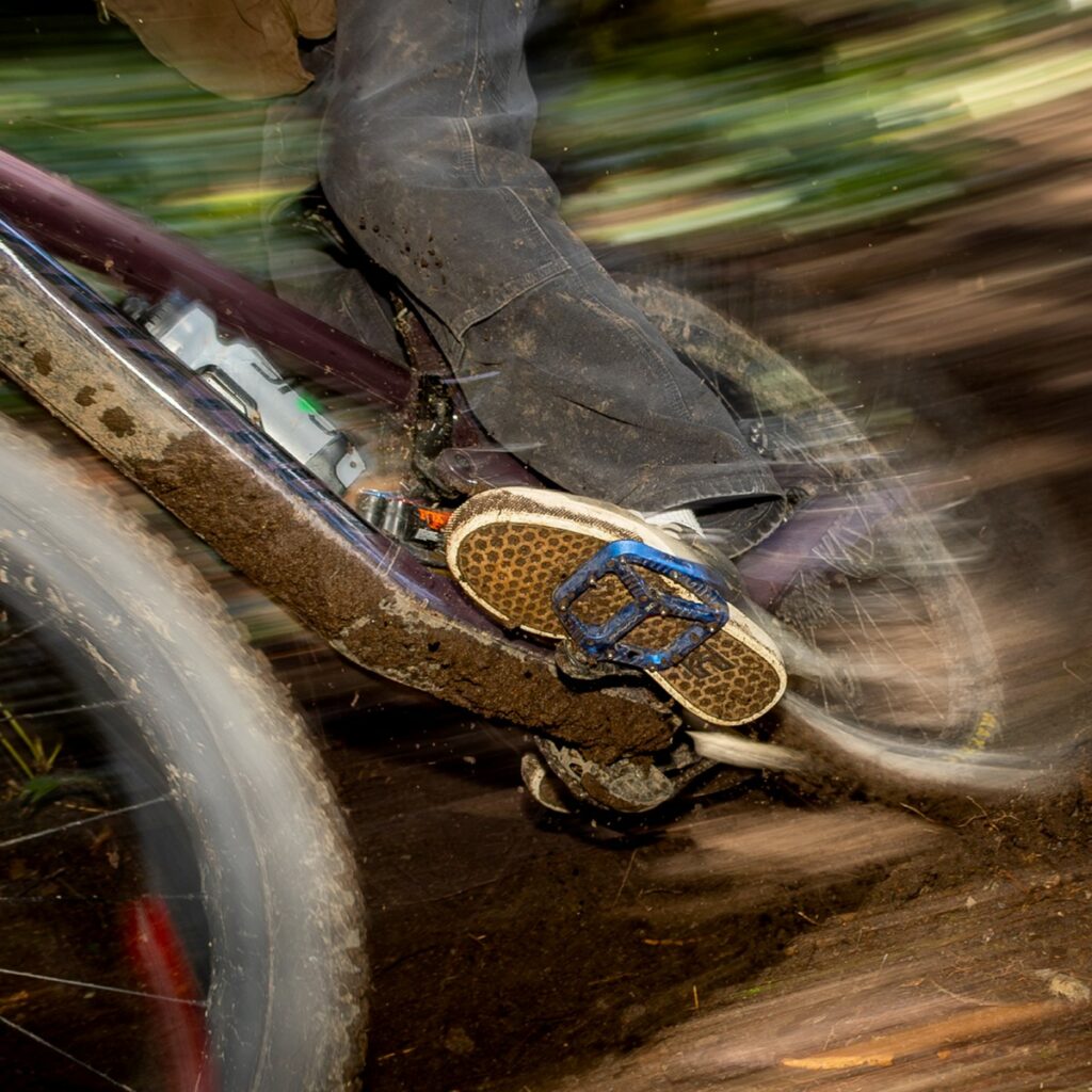 OneUp Components Wave pedals