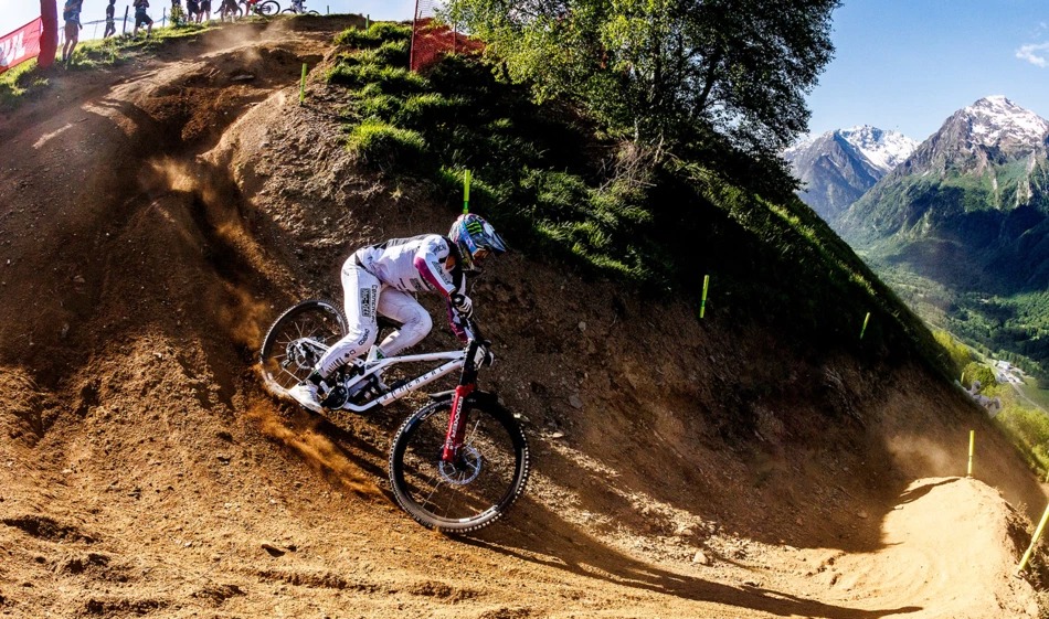 NEW: SRAM & Rockshox Downhill Brakes, Drivetrain and Suspension