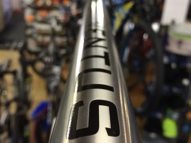 Van Nicholas Ventus LTD 105 11 Speed Road Bike 2015 Titanium/Black-2