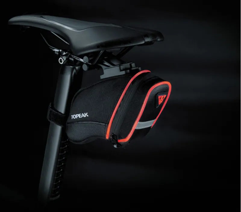 Topeak Aero Wedge iGlow Saddle Bag with Quick Clip-2