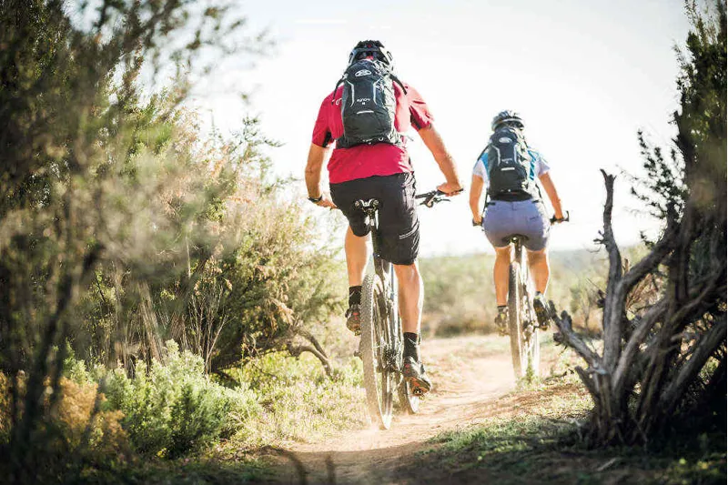 osprey syncro 15 cyclist's backpack