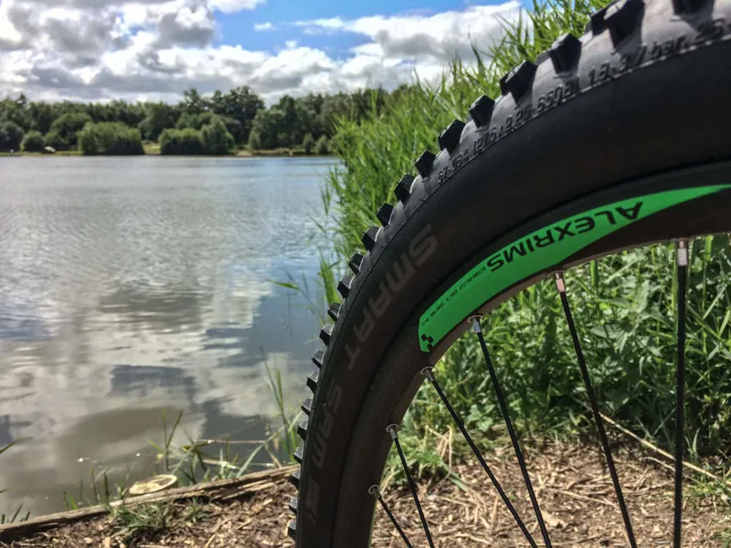 Cube Attention 650b Hardtail Mountain Bike 2016 Black/Green-10