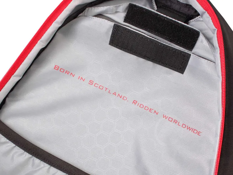 Endura Backpack 25L with LED Black-2