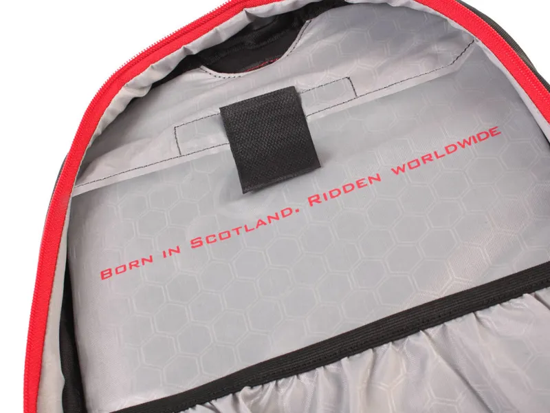 Endura Backpack 18L with LED Black-4