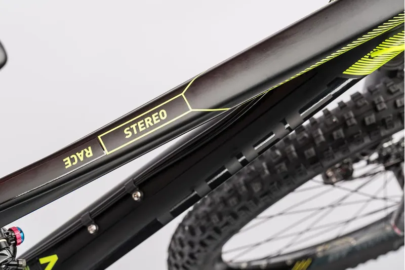 Cube Stereo 140 HPA Race 650b Mountain Bike 2016 Black/Yellow-2