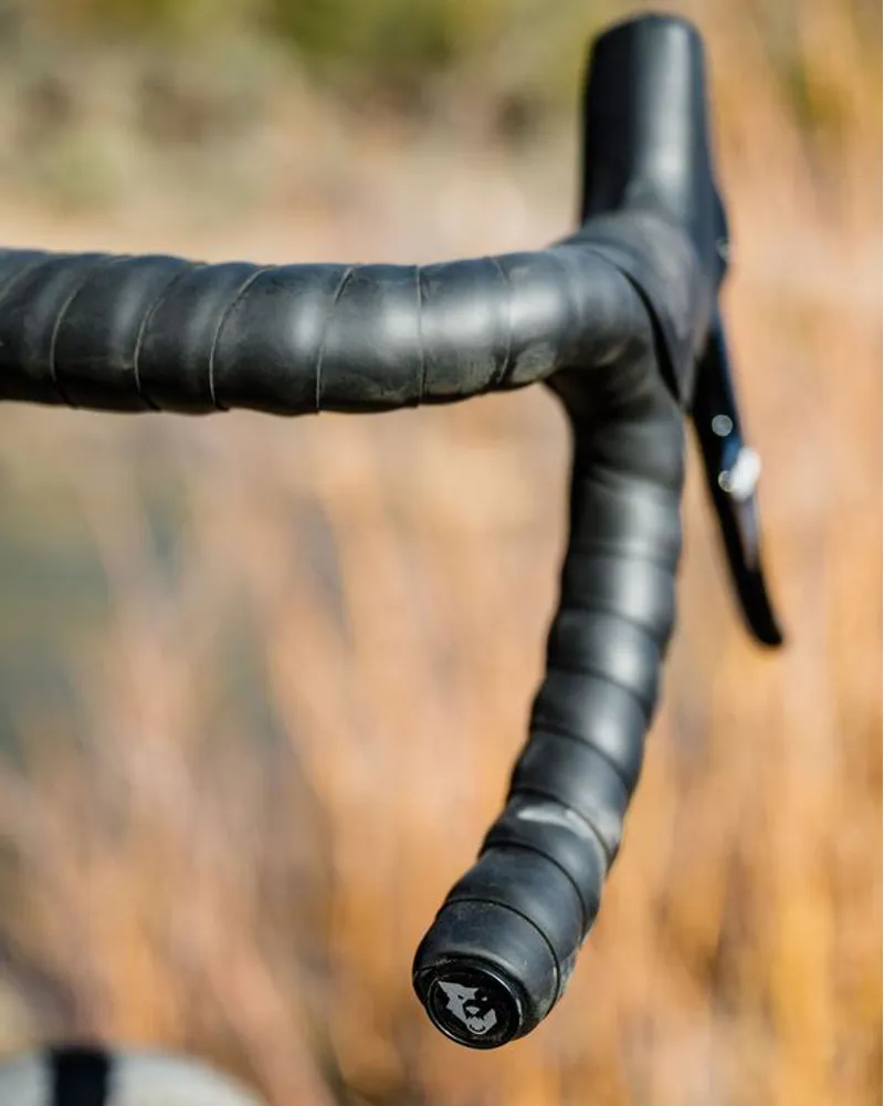 Wolf Tooth Supple Lite Bar Tape 2.5mm x 40mm Black -3