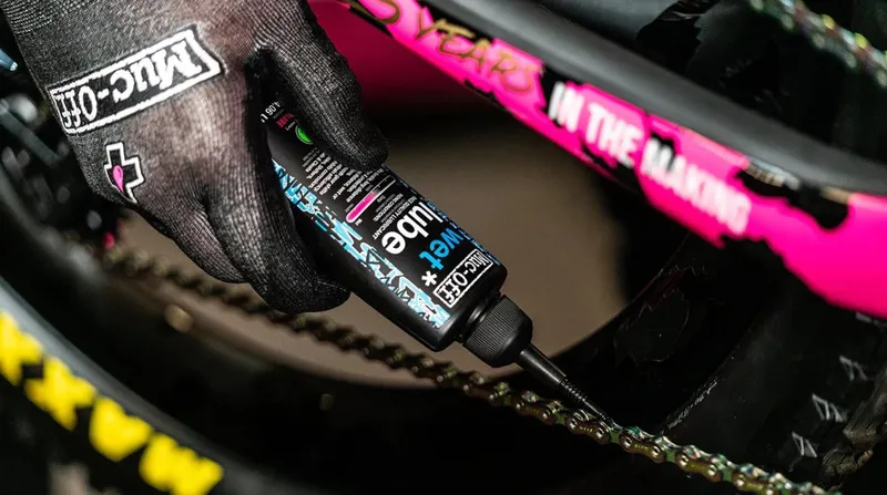 Muc-Off Clean Protect and Lube Kit-7