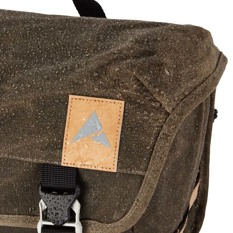 Altura Heritage Rack Pack 7L Olive-1