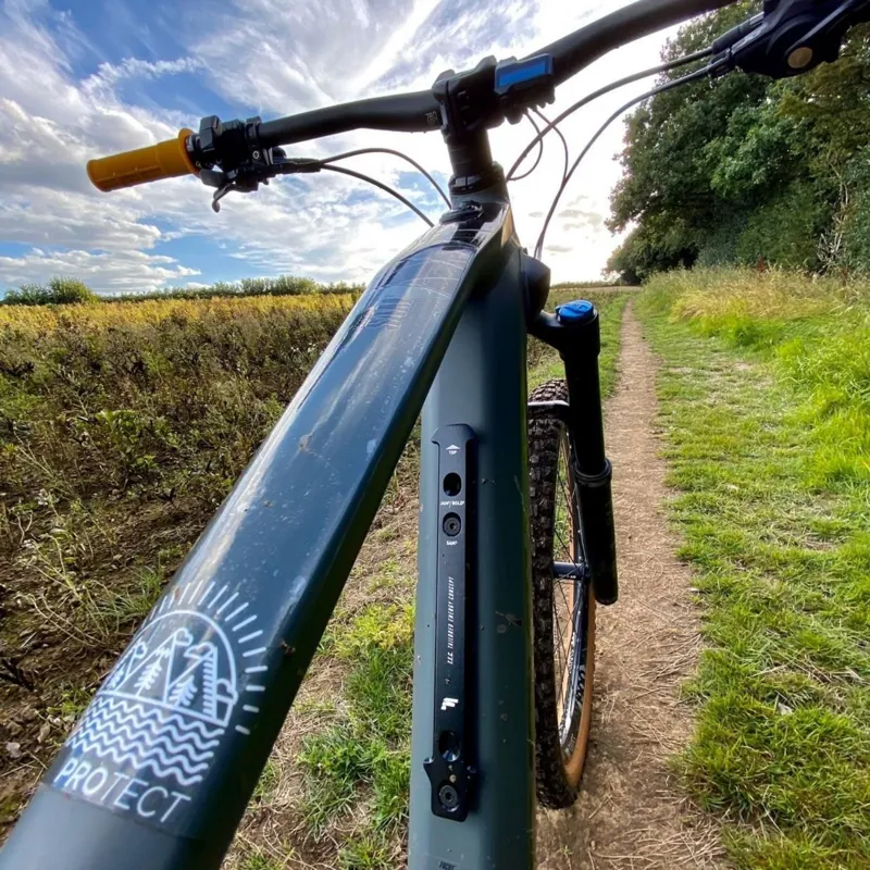 HKT Protect XXL Simple Life XXL Frame Protection Clear/White-2