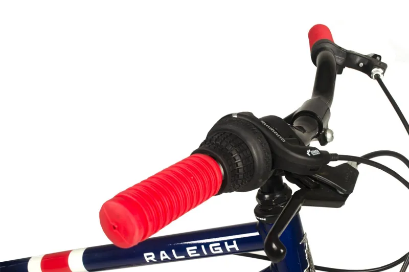 Raleigh Pop 20in Wheel Kids Bike Dark Blue/Red-2