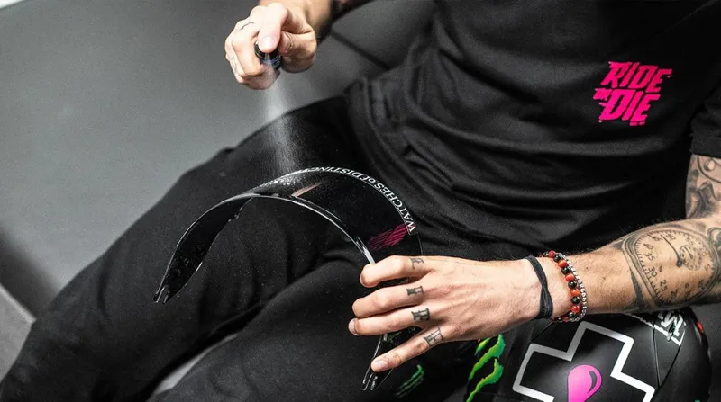 Muc-Off Visor and Goggle Cleaner 30ml-1