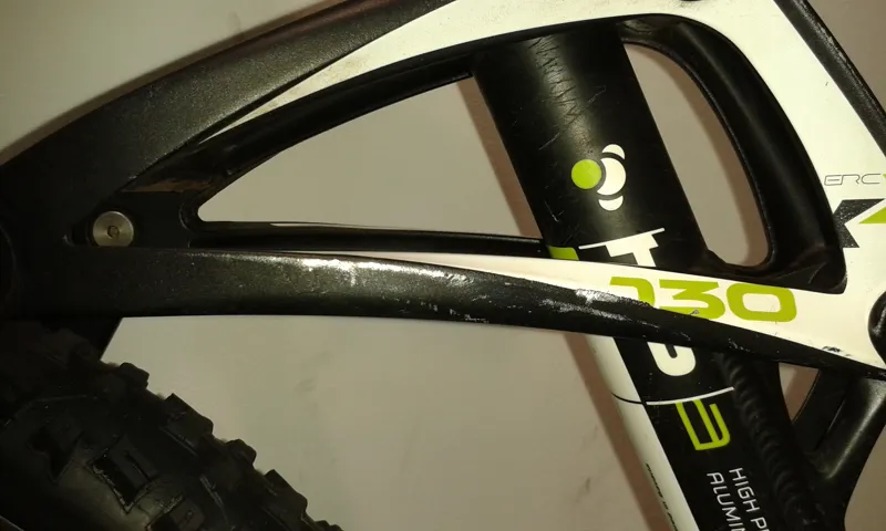 2nd Hand Cube AMS 130 HPA Pro Mountain Bike 2012 18in Black/White-2