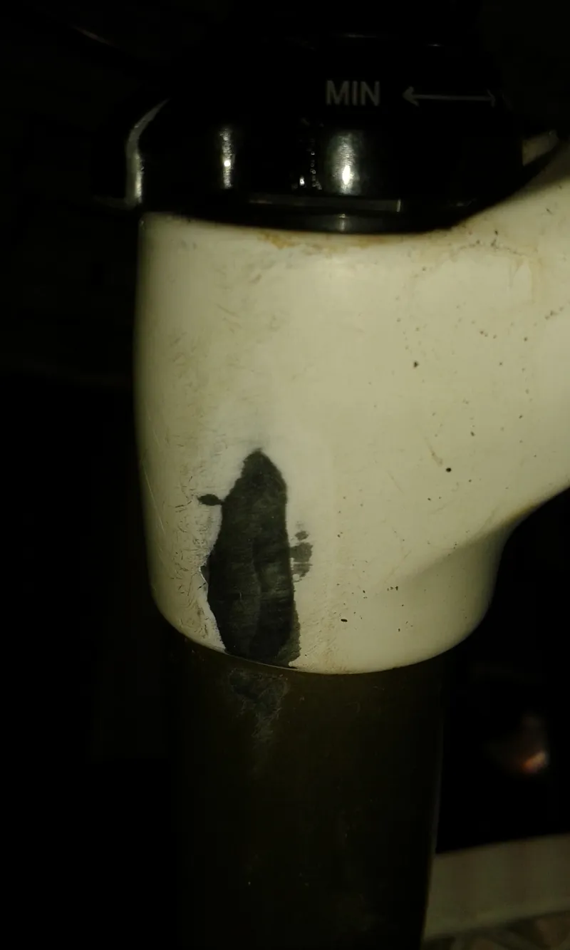 2nd Hand Cube AMS 130 HPA Pro Mountain Bike 2012 18in Black/White-4