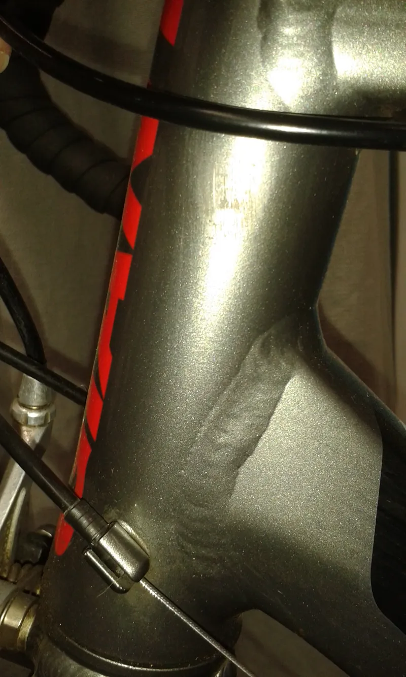 2nd Hand Giant Defy 5 Mountain Bike 2014 Medium Charcoal/Red-3