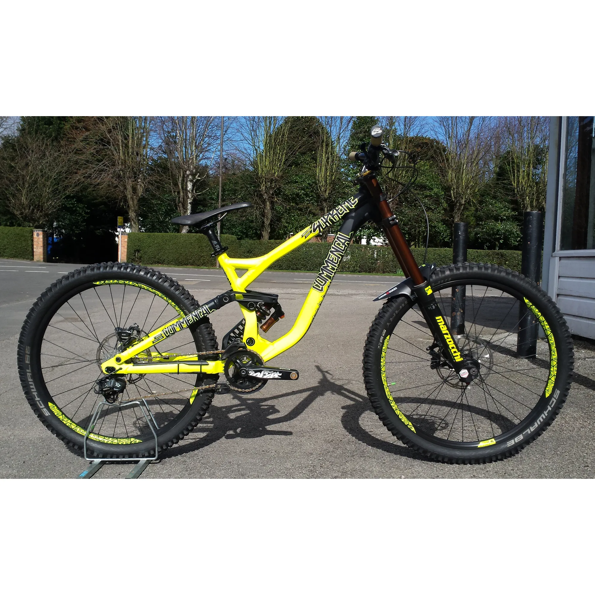 2nd Hand Commencal Supreme DH V3 Comp Origin 2015 Large Yellow
