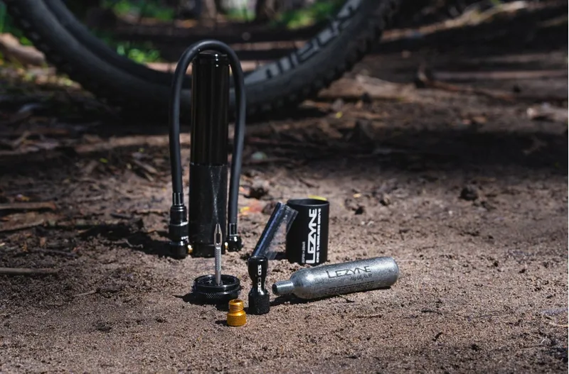 Lezyne CNC Tubeless Drive Hand Pump Black-8