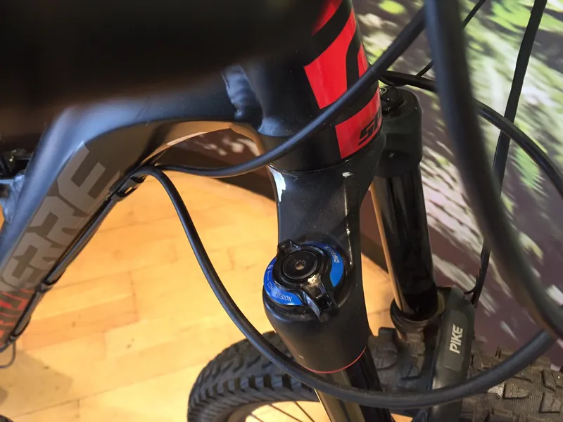 2nd Hand Lapierre Spicy 527 Ei Mountain Bike 2015 Medium Black/Red-3