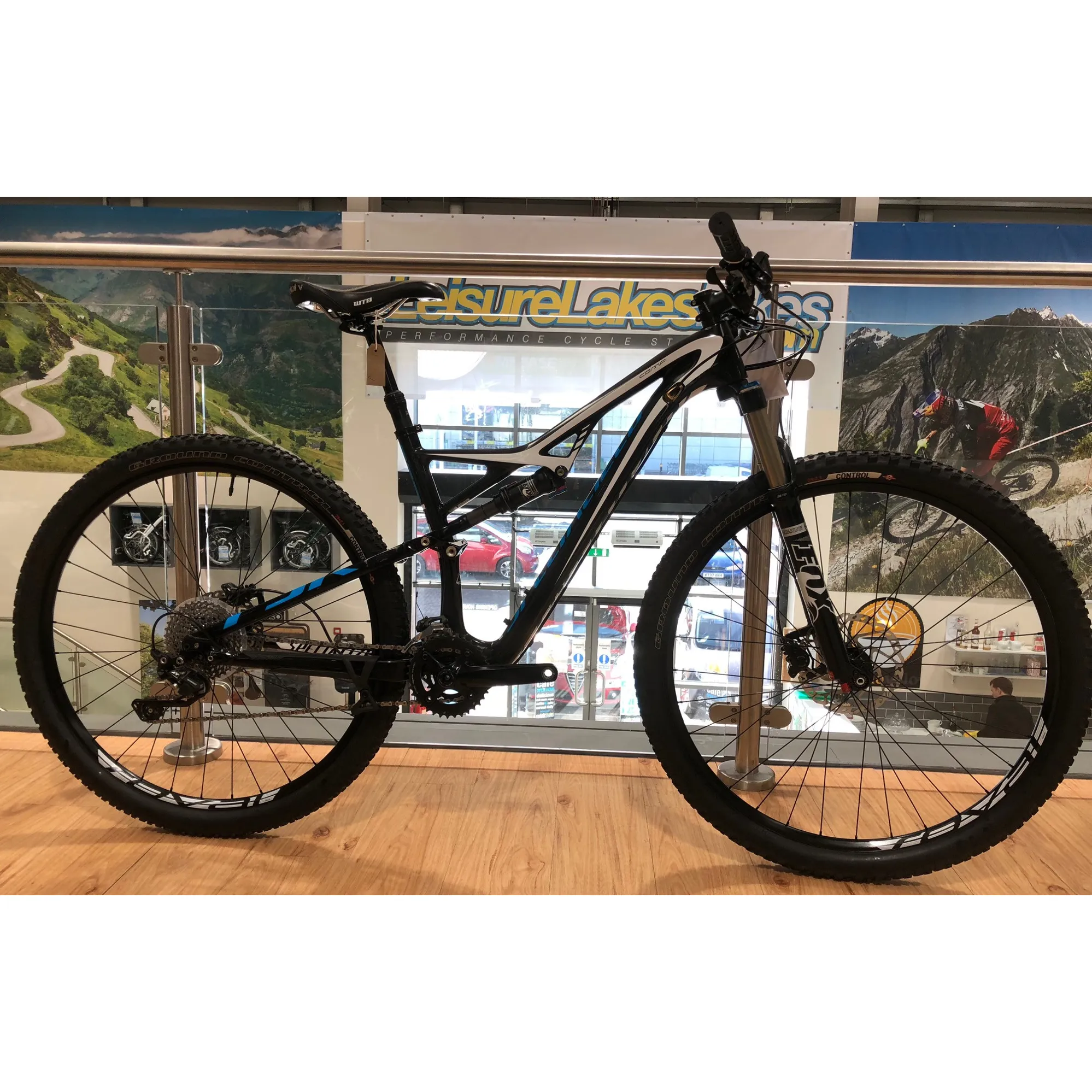 Second Hand Specialized Camber Comp Carbon 29er 2015 Medium Black