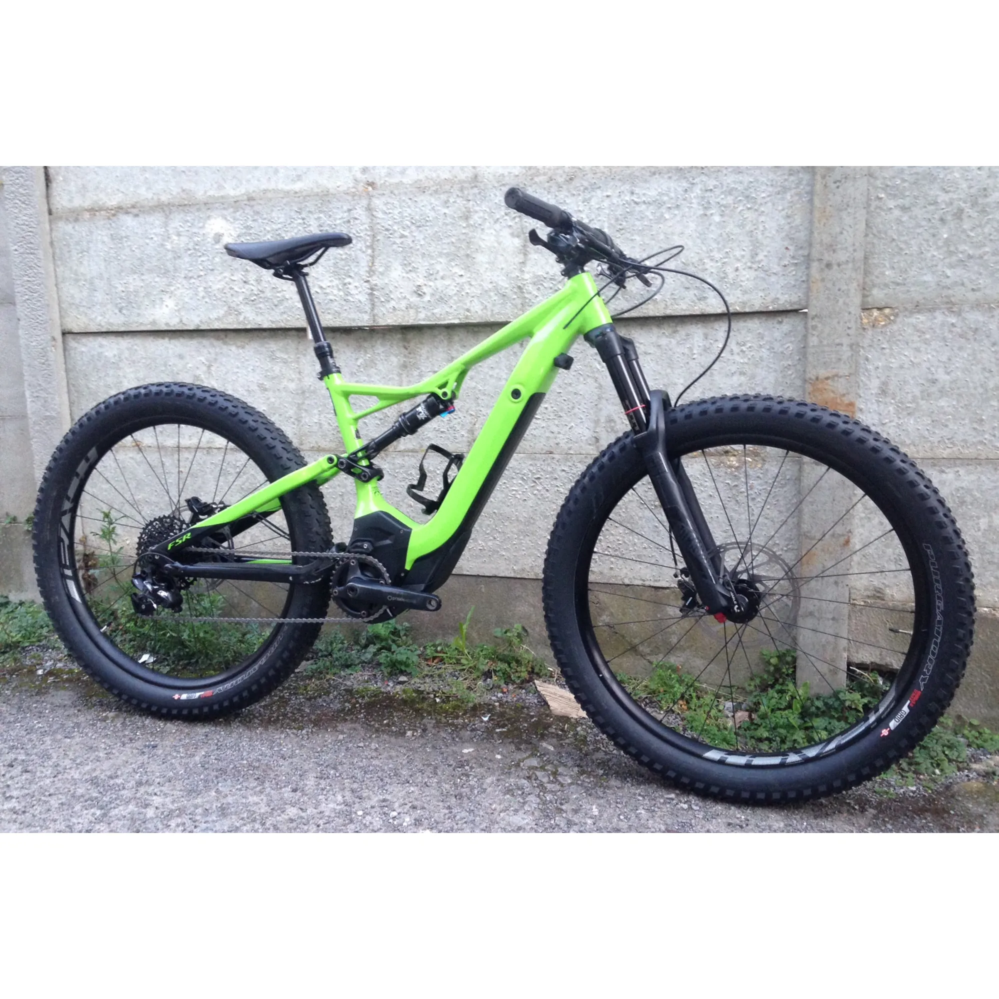 Second Hand Specialized Turbo Levo FSR Comp 6Fattie 2017 Medium Green