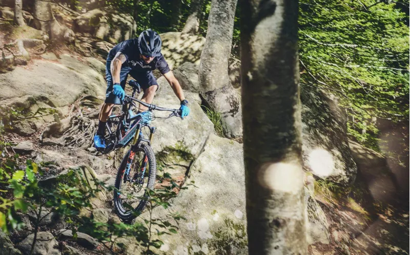 Mondraker Dune R 27.5 Mountain Bike 2018 Blue/Black-10