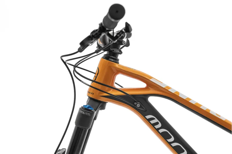 Mondraker Dune Carbon R 27.5 Mountain Bike 2018 Black/Orange-3