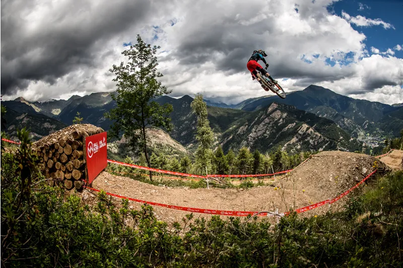 Mondraker Summum 27.5 Mountain Bike 2018 Blue/Black-5