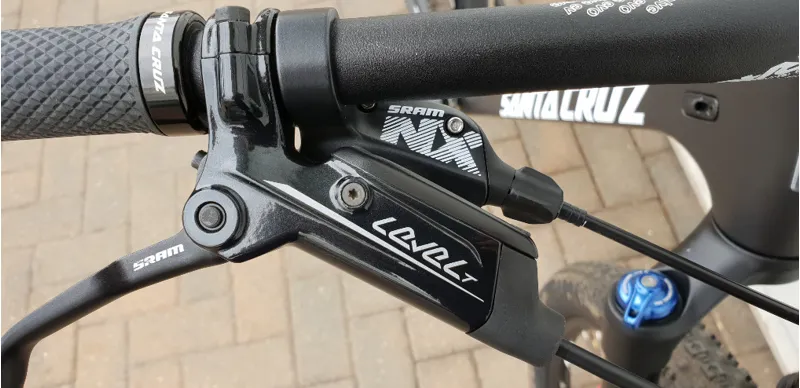 Second Hand Santa Cruz Highball C R 27.5 Large Carbon/White-1