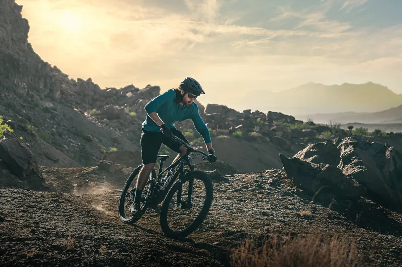 Garmin Fenix 7S Sapphire GPS Watch Cream Gold Titanium/Light Sand Band-8