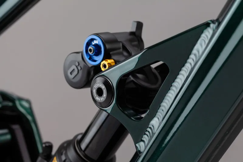 Orange Switch 7 SE Electric Mountain Bike 2022 British Racing Green-3