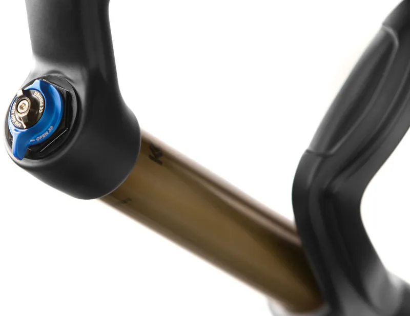 Fox 34 Factory Float 3Pos-Adj 27.5plus inch 2018 Fork-3