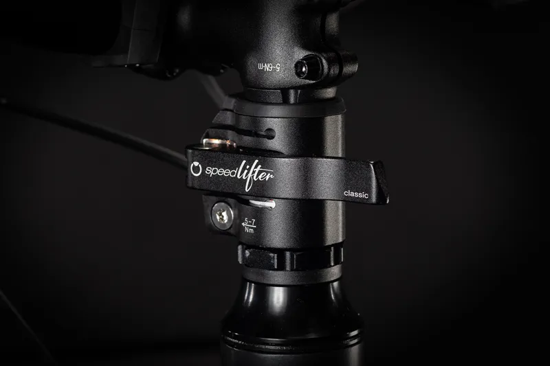 Cube Cargo Hybrid 20/27.5in Dual Electric 85nm cargo bike 2021 Black-10