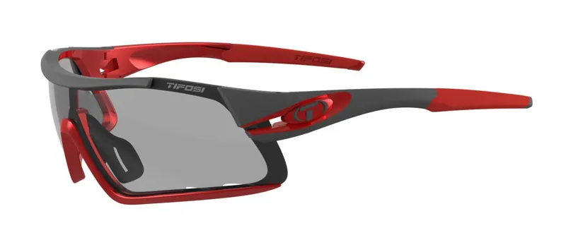 Tifosi Davos Race Sunglasses Fototec Lens Black/Red-1