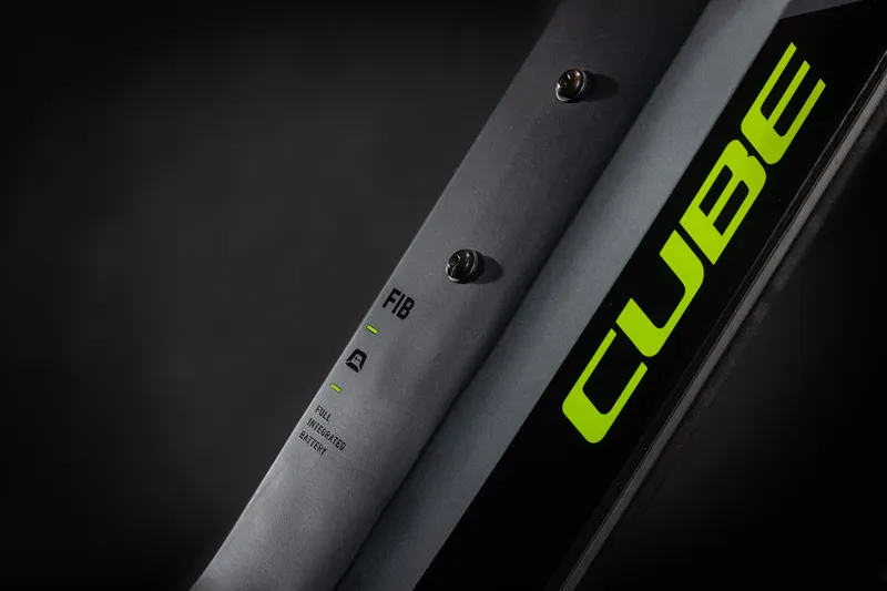 Cube Reaction Hybrid Performance 500 Electric Bike 2021 Iridium/Green-2