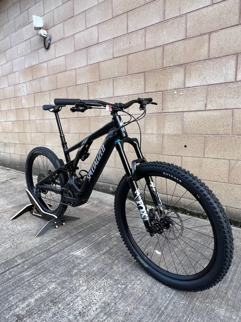 2nd Hand Specialized Levo Comp S5 Electric Bike 2022 Black/Dove Grey/Black-1