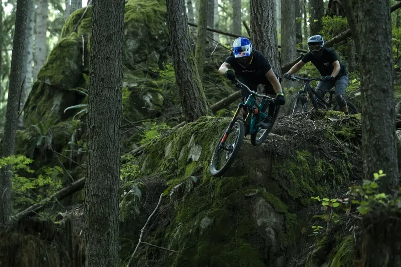 Yeti SB165 C Series C1 27.5 SLX Carbon Mountain Bike 2021 Raw / Grey-3