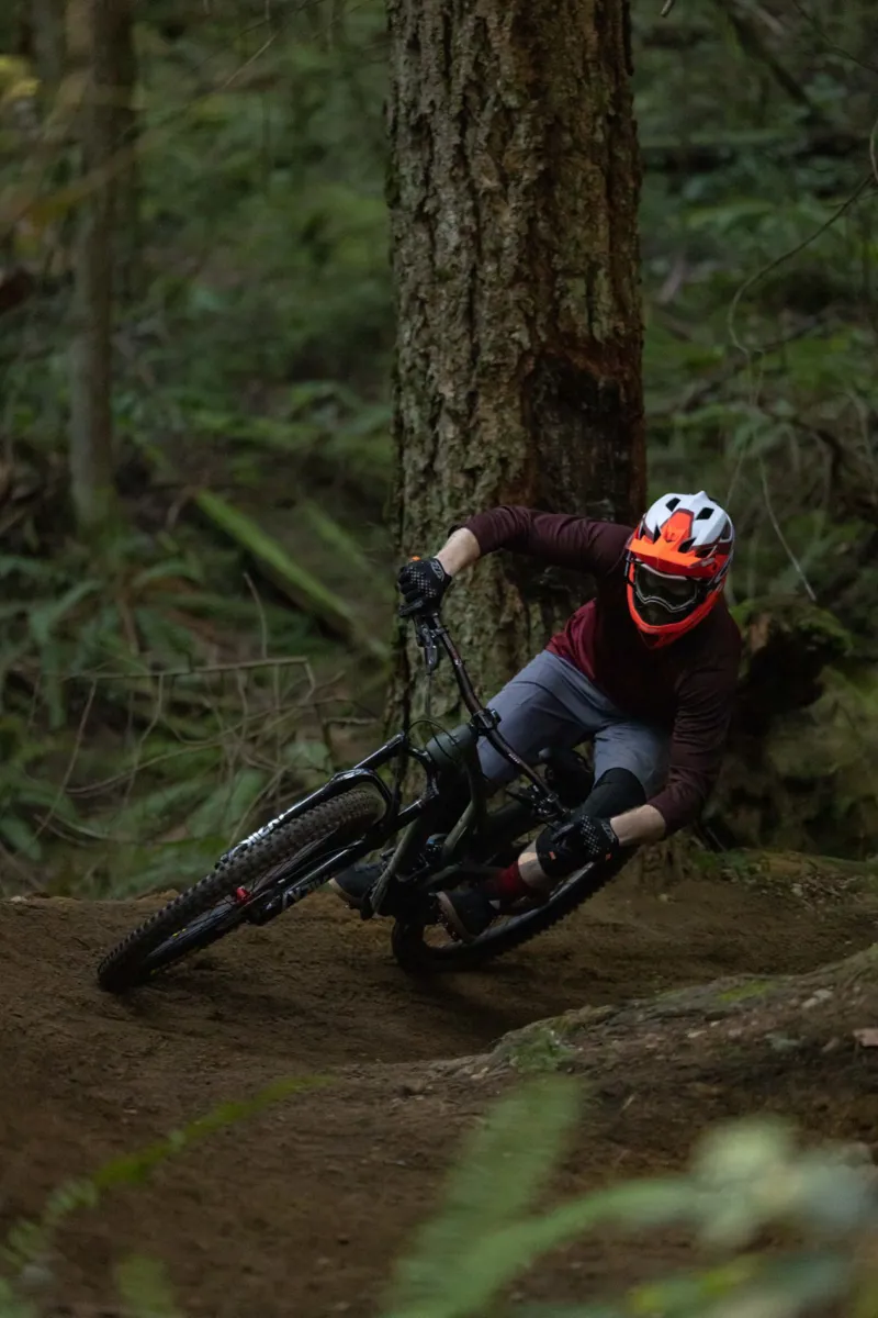 Troy Lee Designs Stage MIPS Full Face Helmet Valance Red-12