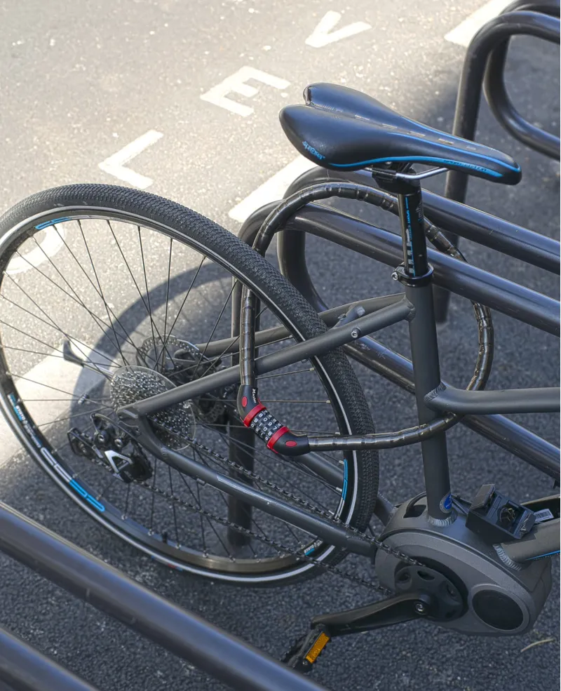 Master Lock Armoured Cable Combination Lock 18mm x 1m Black-1