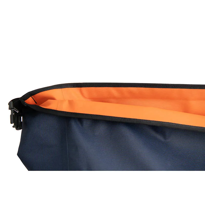Brompton Borough Waterproof Bag Large with frame Navy-3
