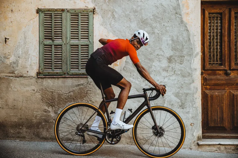 Specialized SWorks Aethos Di2 Road Bike 2021 Carbon/Red Gold/Bronze-3