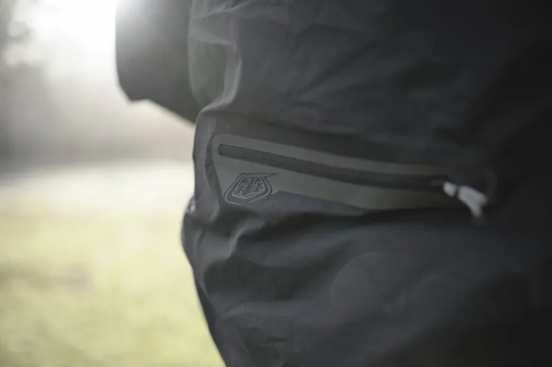 Troy Lee Designs Shuttle Jacket Black-5