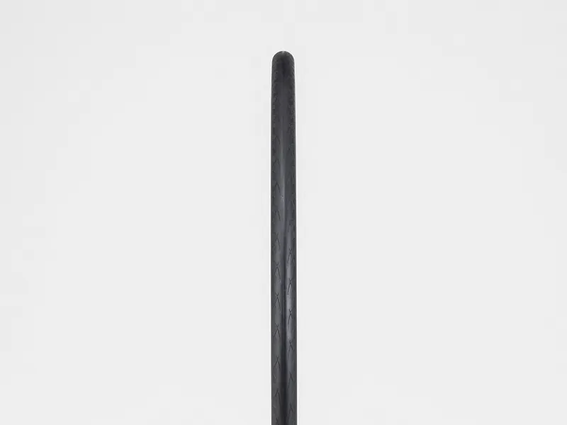 Bontrager AW3 Hard Case Lite Tyre 700x32c Black-1