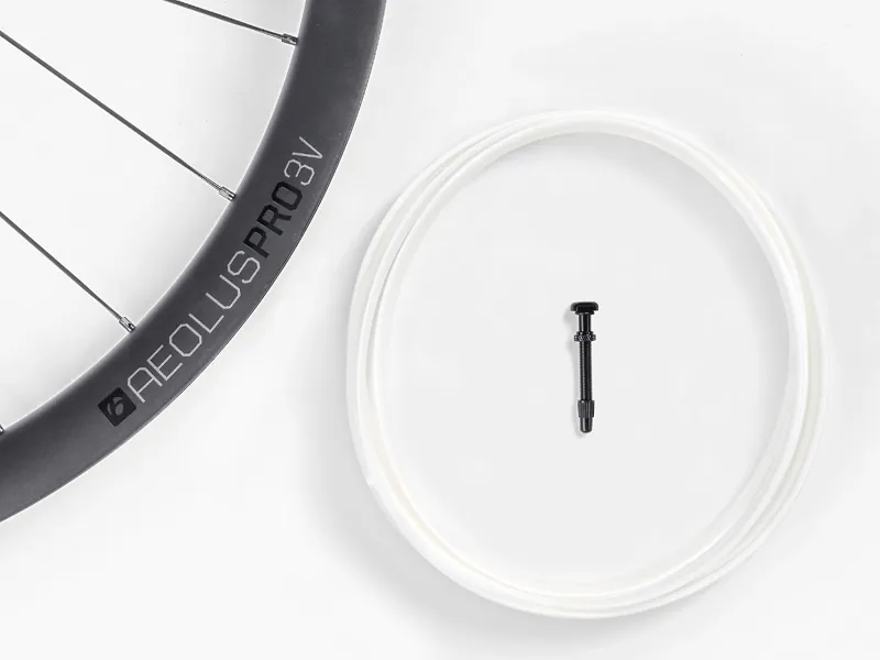 Bontrager Aeolus Pro 3V TLR Disc 700c Road Wheel Black/Anthracite-4