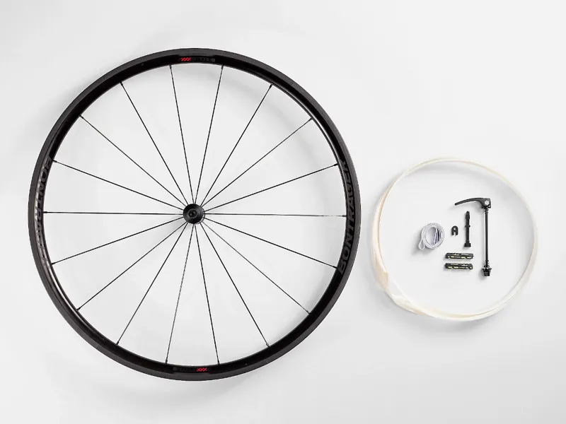 Bontrager Aeolus XXX 2 700C TLR Clincher Carbon Road Wheel Black/Red-4