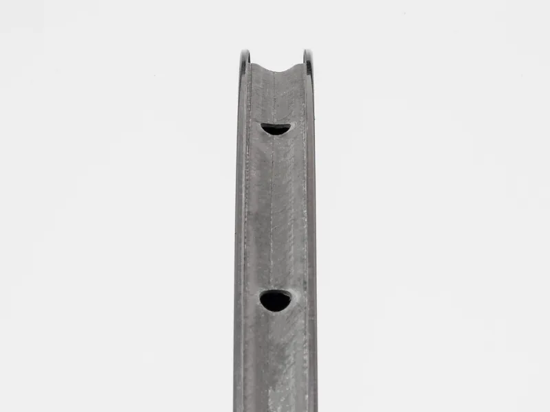 Bontrager Aeolus XXX 4 700C TLR Clincher Carbon Road Wheel Black/Red-3