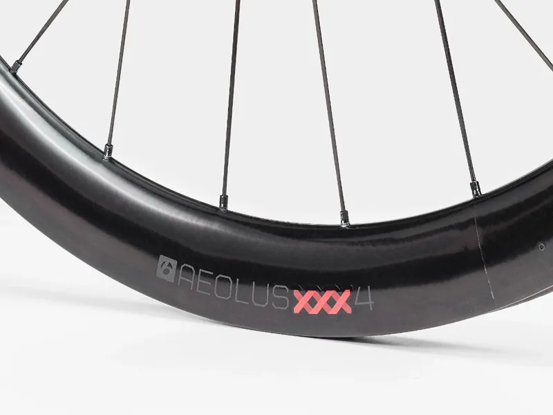 Bontrager Aeolus XXX 4 700C Disc Tubular Carbon Road Wheel Black/Red-7