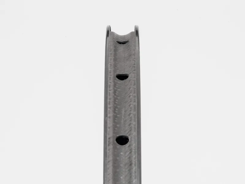 Bontrager Aeolus XXX 6 700C TLR Clincher Carbon Road Wheel Black/Red-3