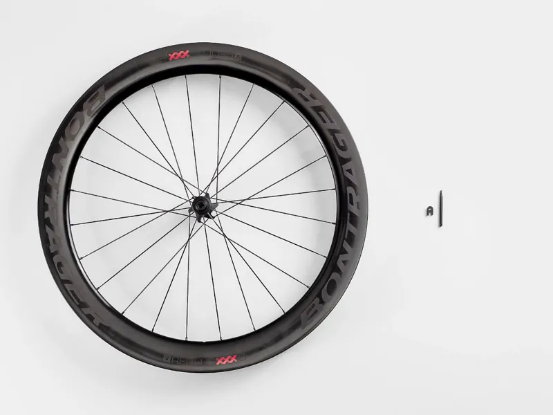 Bontrager Aeolus XXX 6 700C Disc Tubular Carbon Road Wheel Black/Red-4