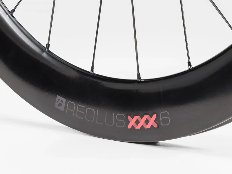 Bontrager Aeolus XXX 6 700C Disc Tubular Carbon Road Wheel Black/Red-7