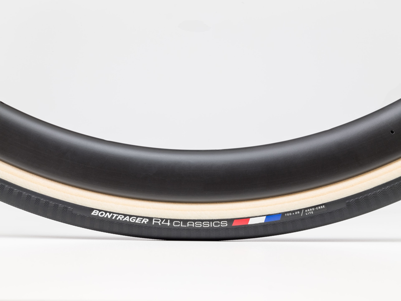 Bontrager R4 Classics Hard-Case Lite Road Tyre -2