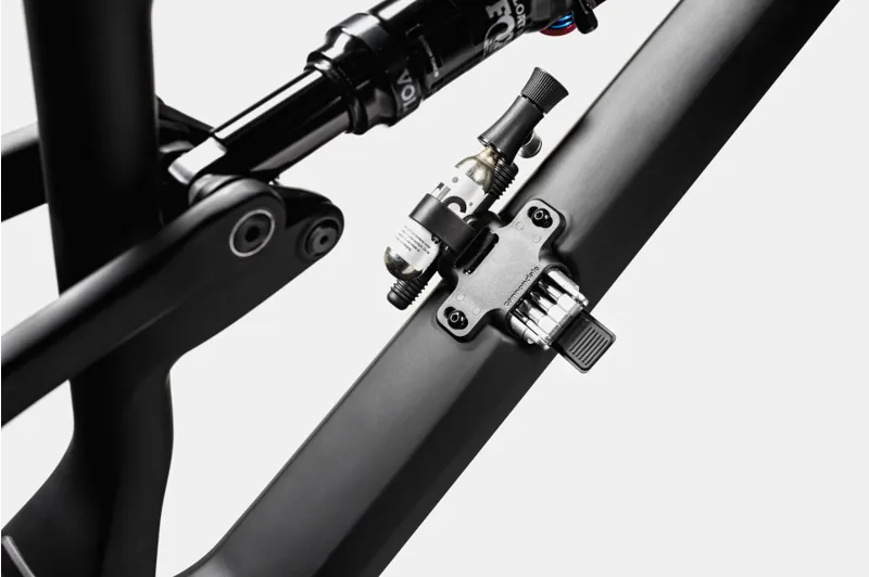 Cannondale Scalpel Carbon 3 29er Mountain Bike 2022 Candy Red-5